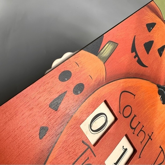 Handpainted Halloween Count Down Wooden Hanging Sign with Pumpkins and Cat - Picture 5 of 10